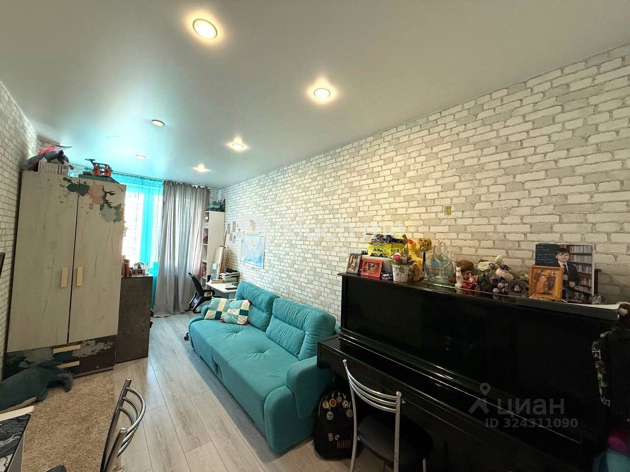 Продажа 1-комн квартиры на вторичном рынке Красногорск, улица Игоря Мерлушкина, 3