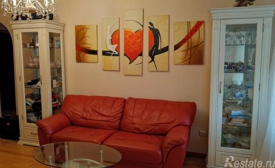 Продажа 3-комн квартиры на вторичном рынке Трамвайный пр-кт