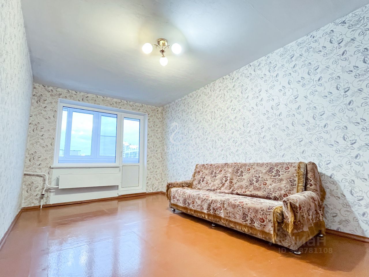 Продажа 2-комн квартиры на вторичном рынке Тосно г., улица Советская, 12