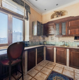 Продажа 2-комн квартиры на вторичном рынке Фрунзенская 1-я ул