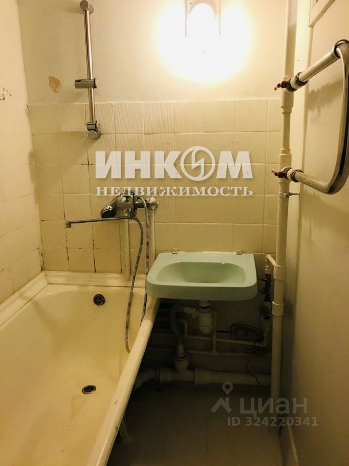 Продажа 2-комн квартиры на вторичном рынке Песчаный переулок, 8