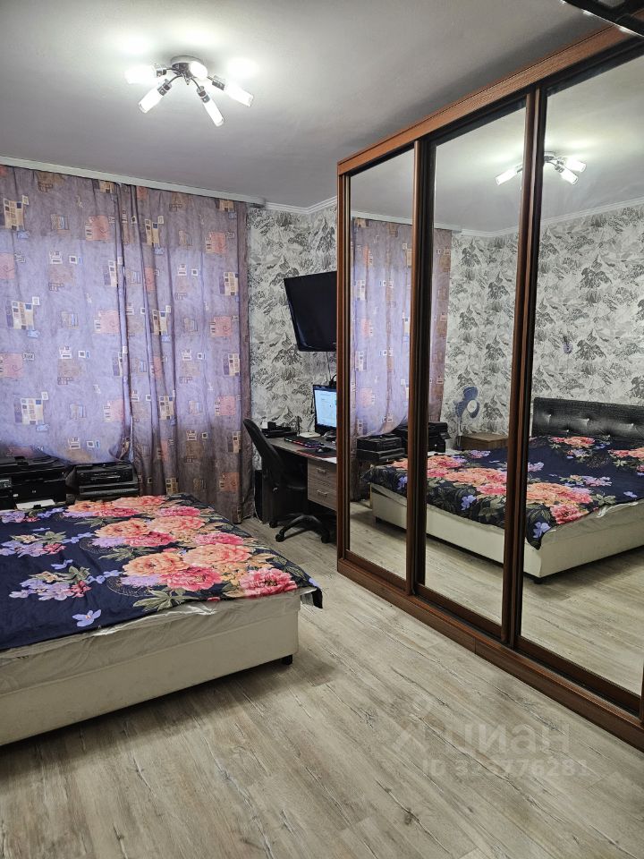 Продажа 2-комн квартиры на вторичном рынке Ельнинская улица, 20к1