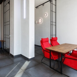 Продажа 2-комн квартиры на вторичном рынке ул Окская,  д. 7А