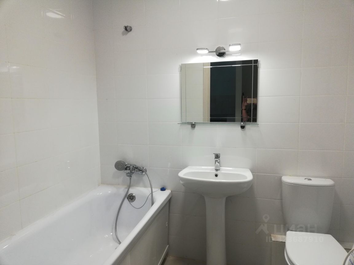 Продажа 2-комн квартиры на вторичном рынке Химки, проспект Мельникова, 33