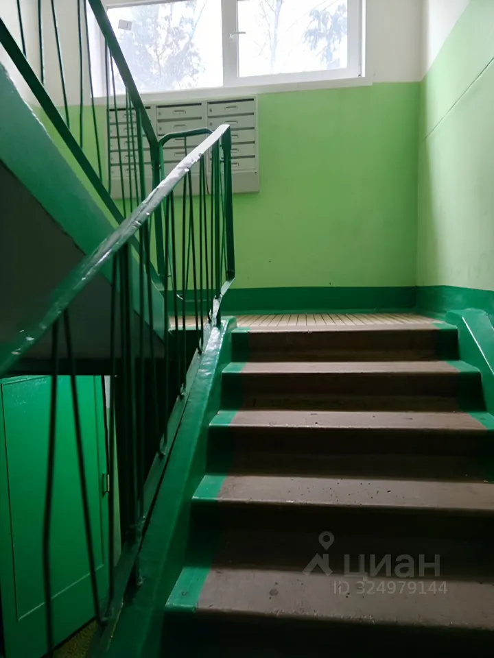 Продажа 2-комн квартиры на вторичном рынке Деденево пгт, улица Заречная, 1