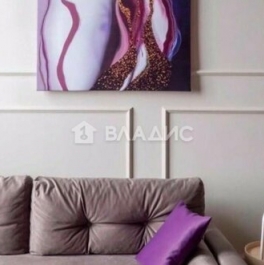 Продажа 2-комн квартиры на вторичном рынке улица Клары Цеткин,  д. 18 к3