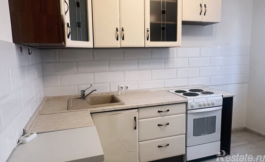 Продажа 2-комн квартиры на вторичном рынке Долгопрудная улица,  д. 10