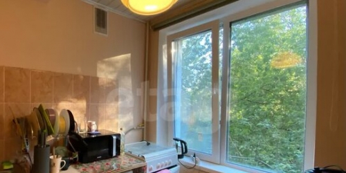 2-комн квартира улица Металлургов,  д. 14