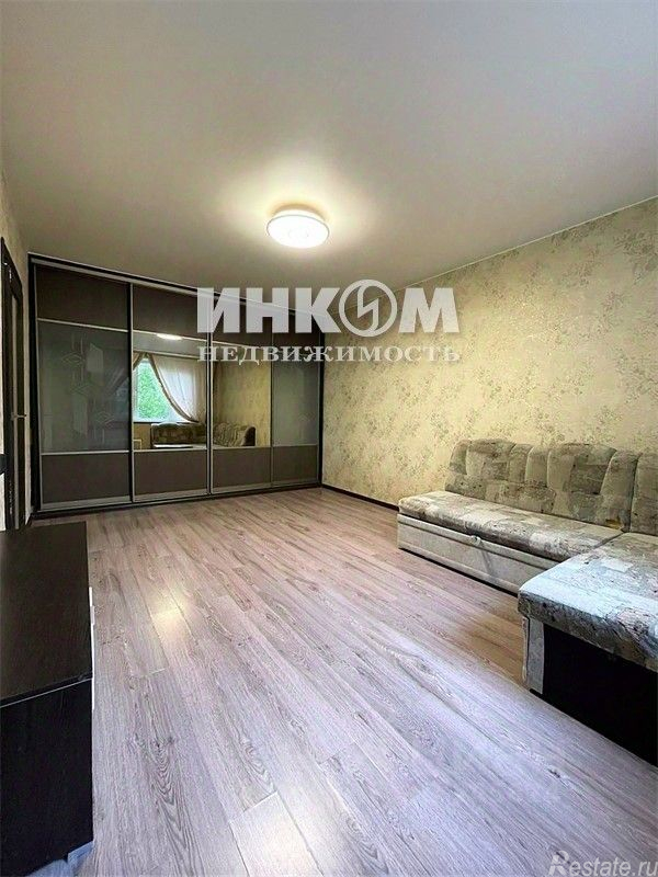 Продажа 1-комн квартиры на вторичном рынке Тарханская улица,  д. 3 к2