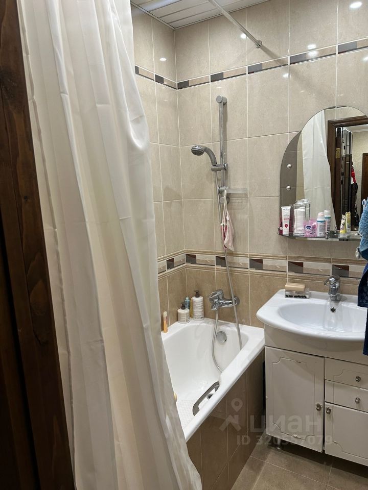 Продажа 2-комн квартиры на вторичном рынке Большая Серпуховская улица, 62