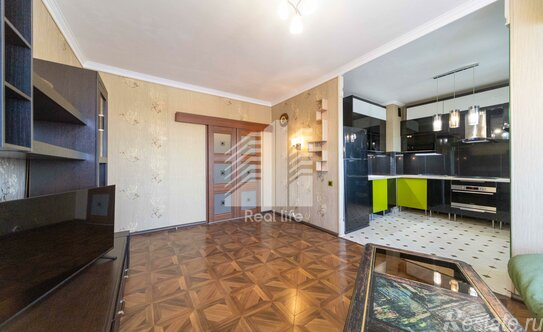 Продажа 2-комн квартиры на вторичном рынке Центральный, ул Кирова,  д. 13,  к. 1