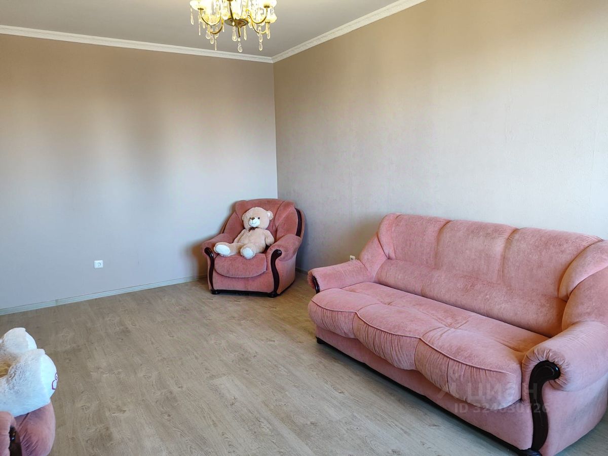 Продажа 1-комн квартиры на вторичном рынке Байконурская улица, 24