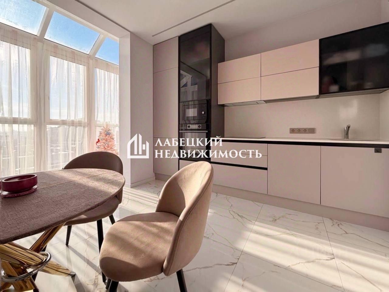 Продажа 1-комн квартиры на вторичном рынке улица Адмирала Трибуца, 8