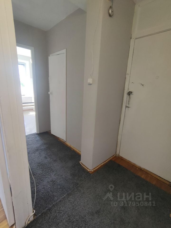 Продажа 1-комн квартиры на вторичном рынке Знаменская улица, 38К1