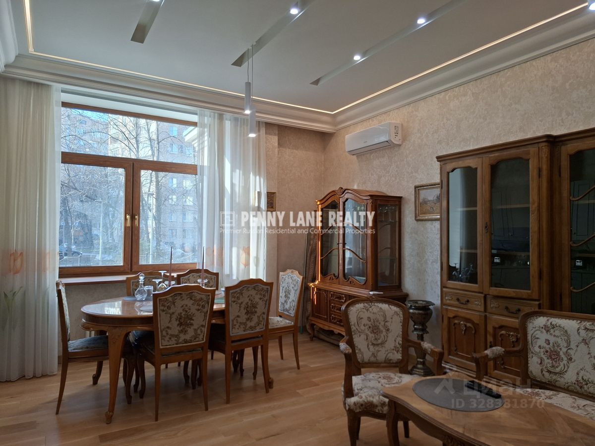 Продажа 2-комн квартиры на вторичном рынке переулок Красина, 16С1