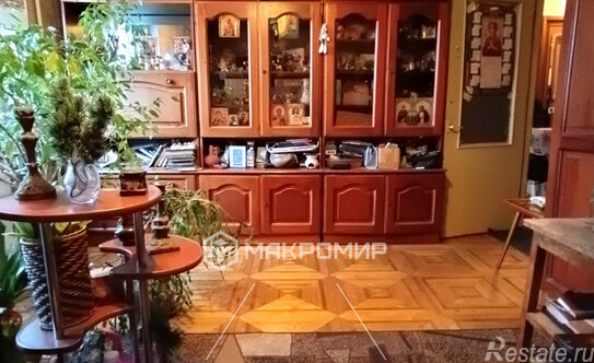 Продажа 2-комн квартиры на вторичном рынке Народного ополчения пр-кт,  д. 57