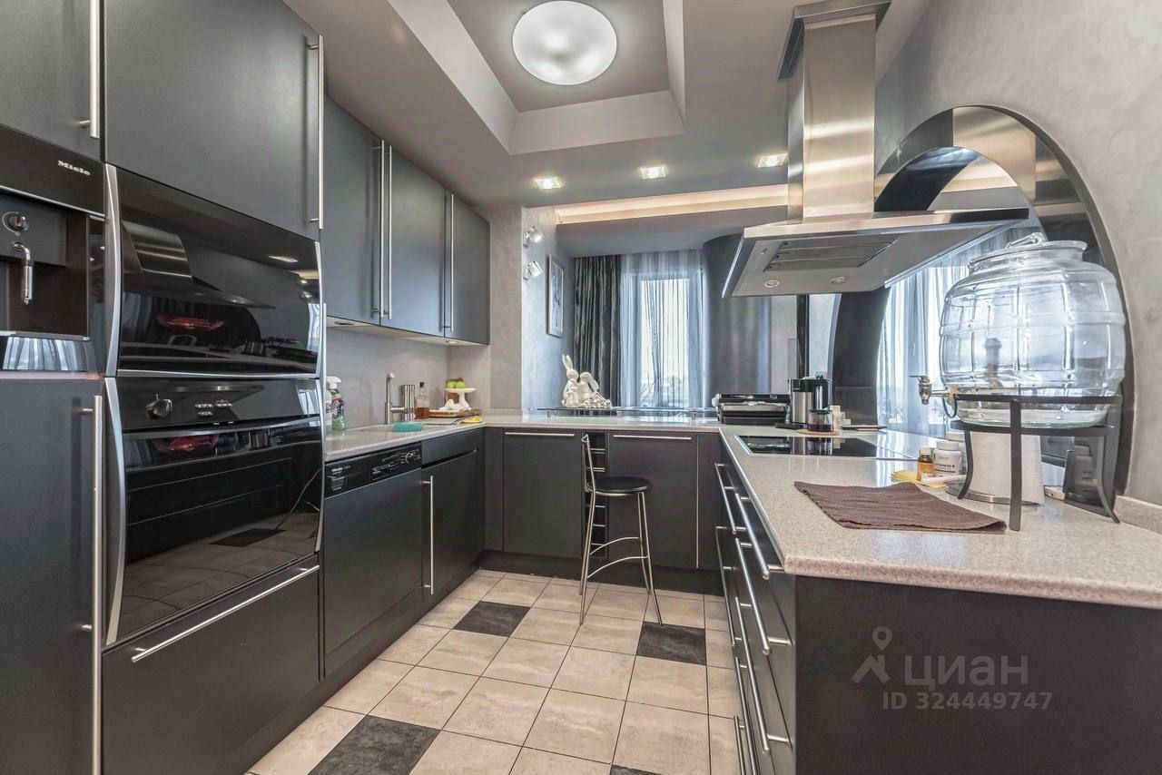 Продажа 3-комн квартиры на вторичном рынке Можайское шоссе, 2