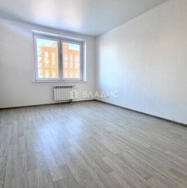 Продажа 3-комн квартиры на вторичном рынке Кварцевая ул,  д. 4 к1