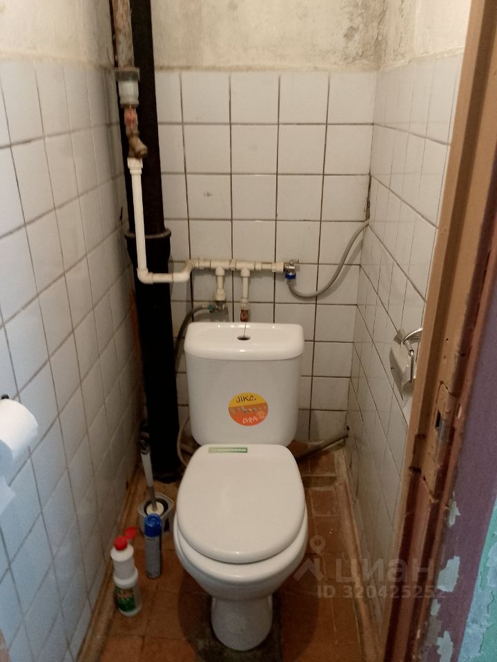 Продажа комнаты Колпино, улица Красных Партизан, 10