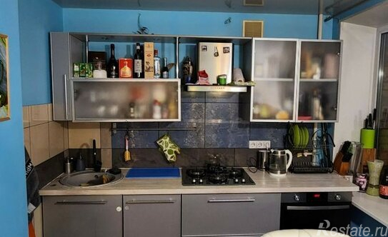 Продажа 3-комн квартиры на вторичном рынке улица Маршала Бирюзова,  д. 9