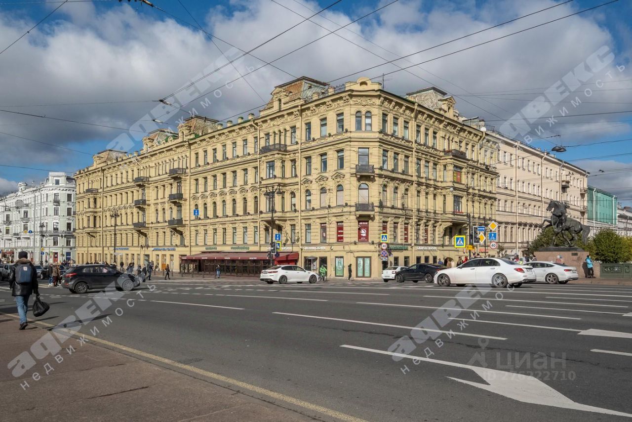 Продажа 3-комн квартиры на вторичном рынке набережная Реки Фонтанки, 29/66