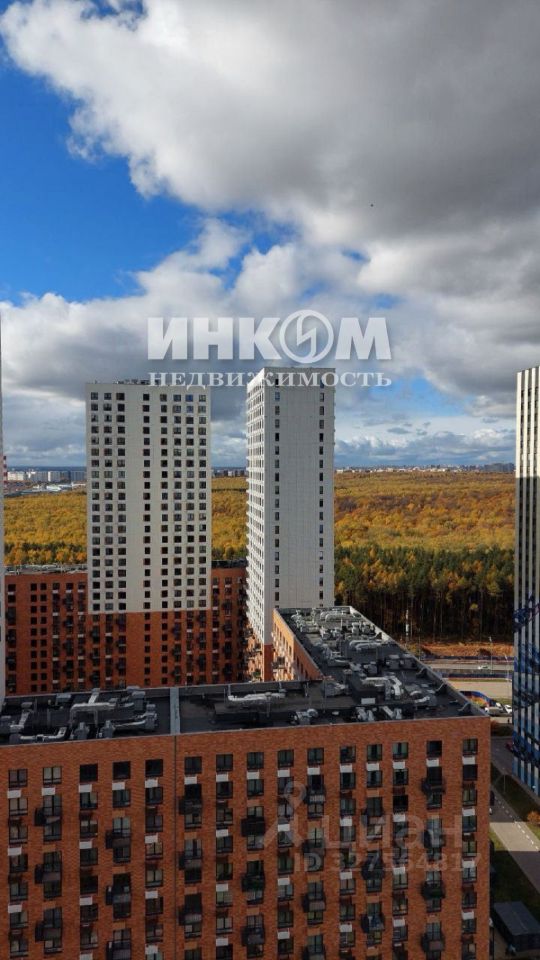 Продажа 2-комн квартиры на вторичном рынке улица Поляны, 5Ак3