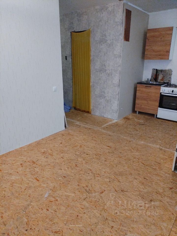 Продажа 1-комн квартиры на вторичном рынке пос. Парголово, улица Первого Мая, 81