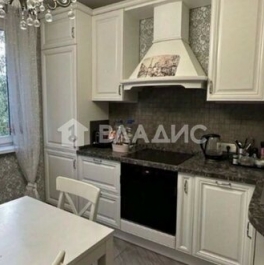 Продажа 2-комн квартиры на вторичном рынке улица Плеханова,  д. 31 к1