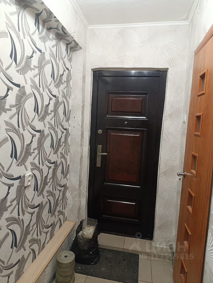 Продажа 1-комн квартиры на вторичном рынке Тихвин, Шведский проезд, 3