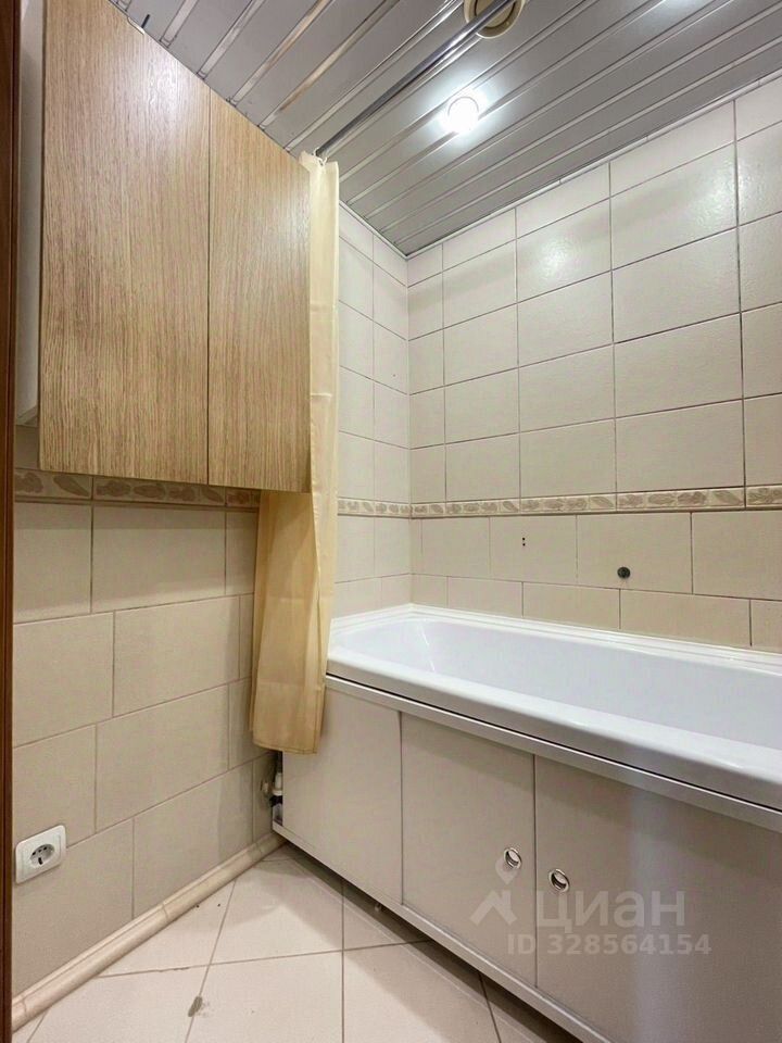 Продажа 3-комн квартиры на вторичном рынке Богатырский проспект, 4к2