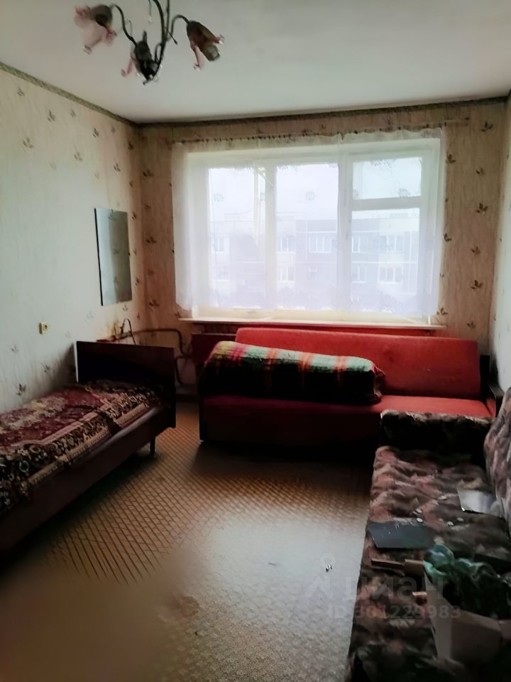 Продажа 2-комн квартиры на вторичном рынке Сланцы, улица Ленина, 21А