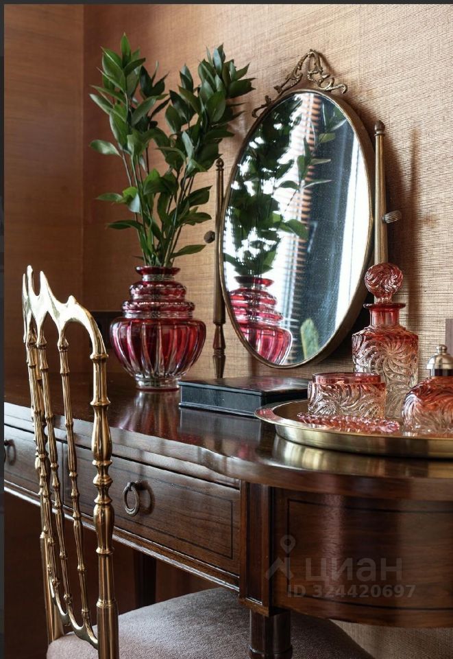 Продажа 2-комн квартиры на вторичном рынке улица Усачева, 15