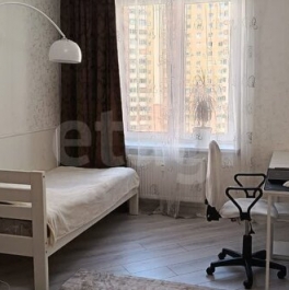 Продажа 3-комн квартиры на вторичном рынке Коломяжский пр-кт,  д. 13 к2