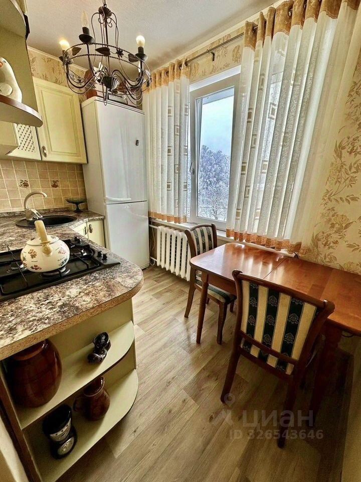 Продажа 2-комн квартиры на вторичном рынке Клин-9 городок, 11