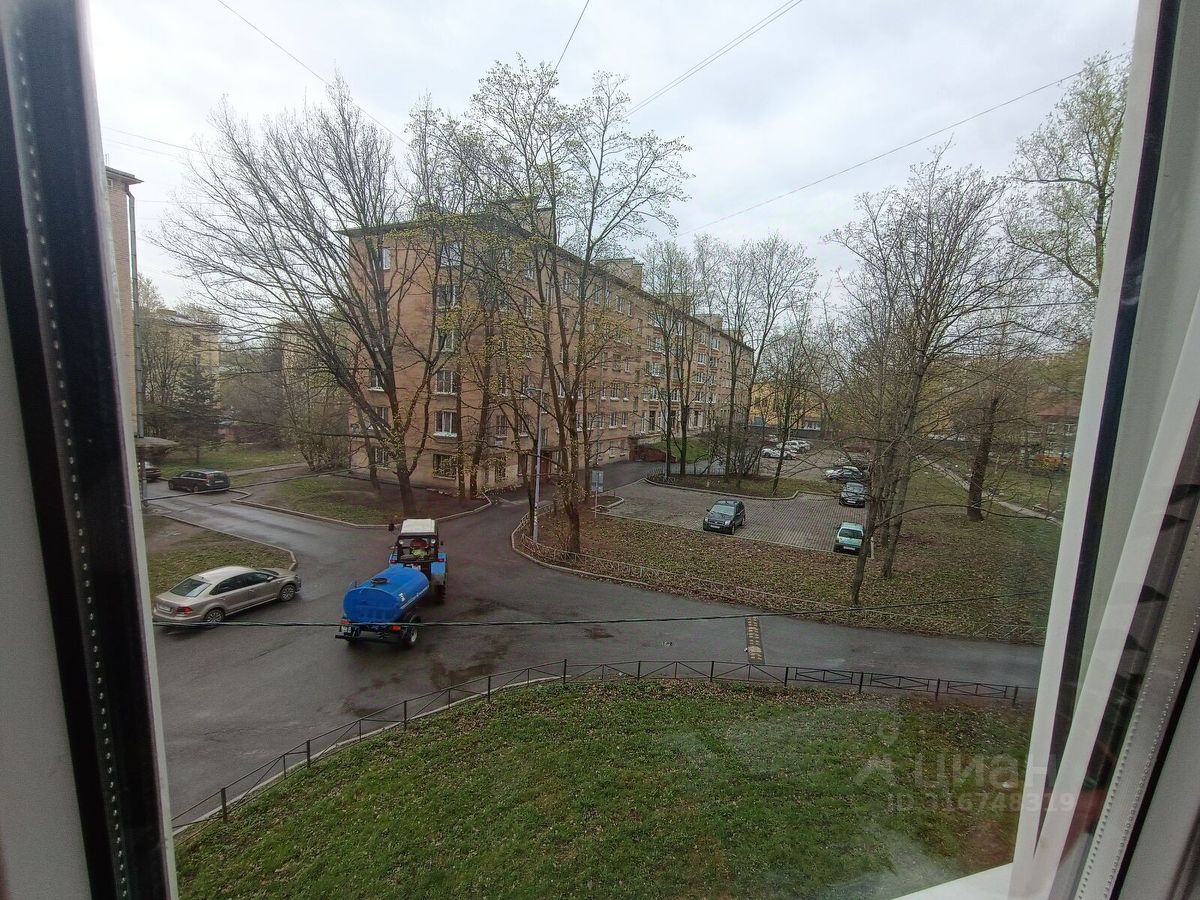 Продажа 3-комн квартиры на вторичном рынке улица Ткачей, 46