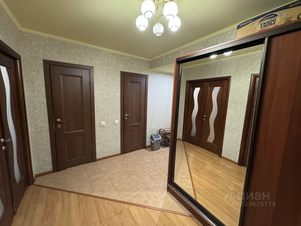 Аренда 3-комн квартиры на вторичном рынке Дмитров, Оборонная улица, 9