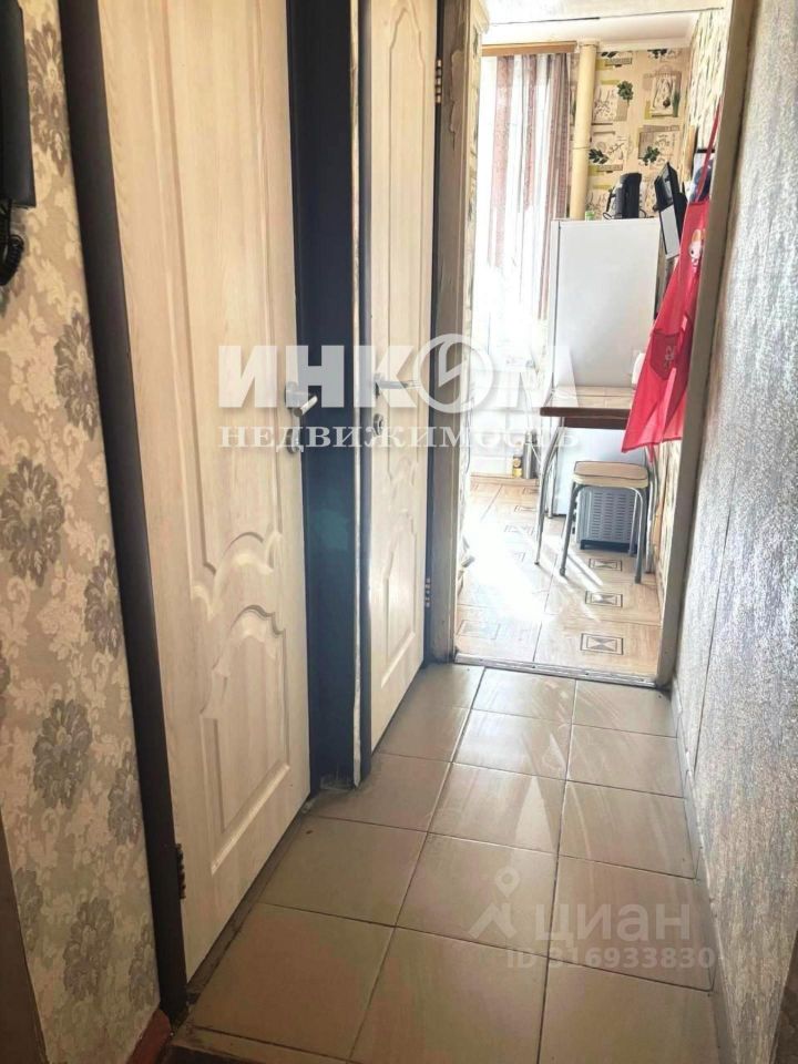 Продажа 2-комн квартиры на вторичном рынке Халтуринская улица, 19