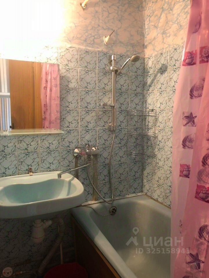 Продажа 2-комн квартиры на вторичном рынке улица Малышева, 3