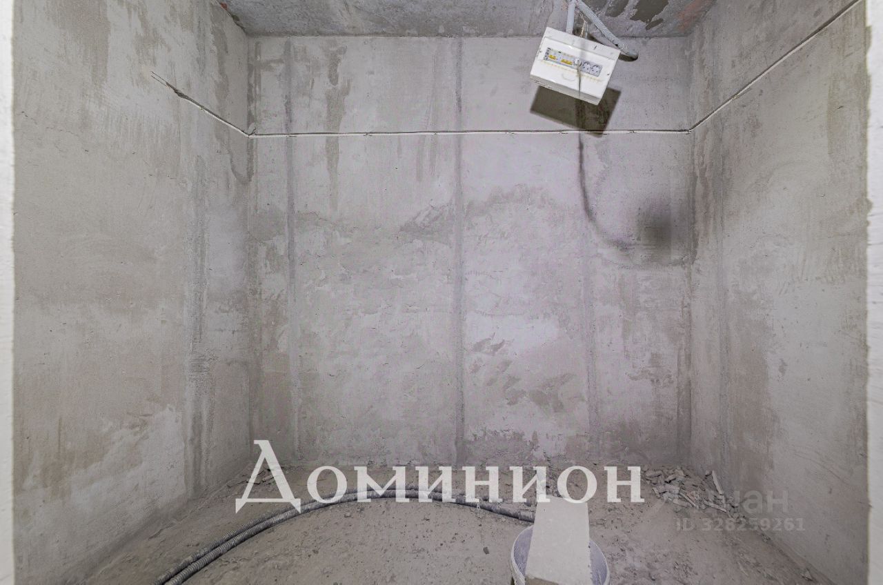 Продажа 4-комн квартиры на вторичном рынке Ломоносовский проспект, 25к3