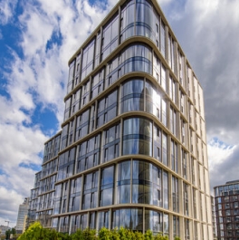 Продажа 2-комн квартиры на вторичном рынке улица Братьев Фонченко,  д. 1 к8