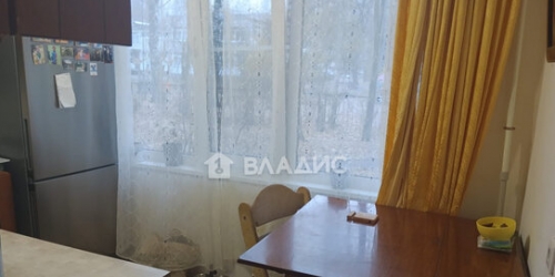 2-комн квартира улица Брянцева,  д. 8