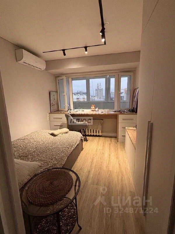 Продажа 2-комн квартиры на вторичном рынке Славянский бульвар, 11К1