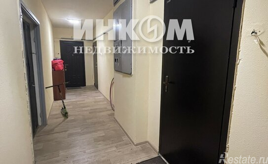 Продажа 2-комн квартиры на вторичном рынке Черноморский бульвар,  д. 10 к2