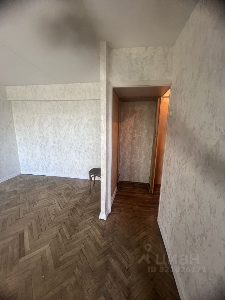 Продажа 1-комн квартиры на вторичном рынке улица Приорова, 2А