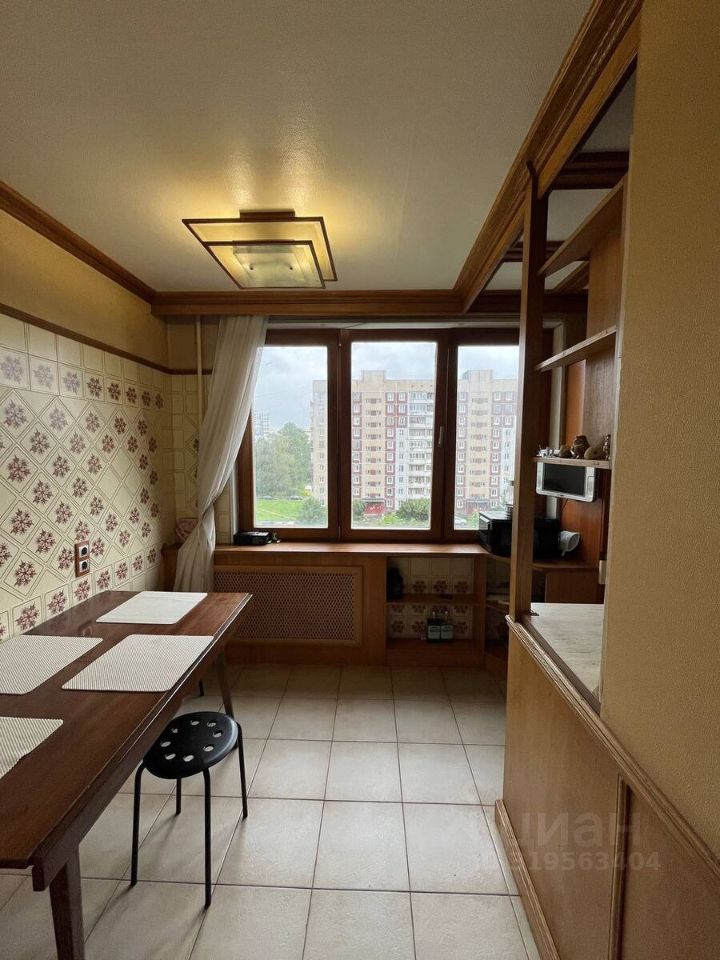 Продажа 3-комн квартиры на вторичном рынке Белградская улица, 6К1