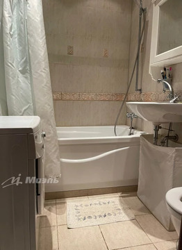Продажа 1-комн квартиры на вторичном рынке ул. Адмирала Руднева,  д. 14
