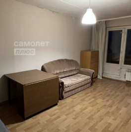 Продажа 2-комн квартиры на вторичном рынке Днепропетровская улица,  д. 5 к3