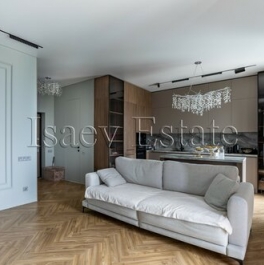 Продажа 4-комн квартиры на вторичном рынке Севастопольский проспект,  д. 22А