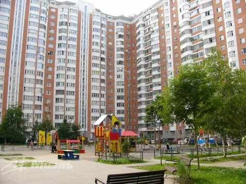 Продажа 3-комн квартиры на вторичном рынке Лобня, Лобненский Бульвар ул,  д. 3