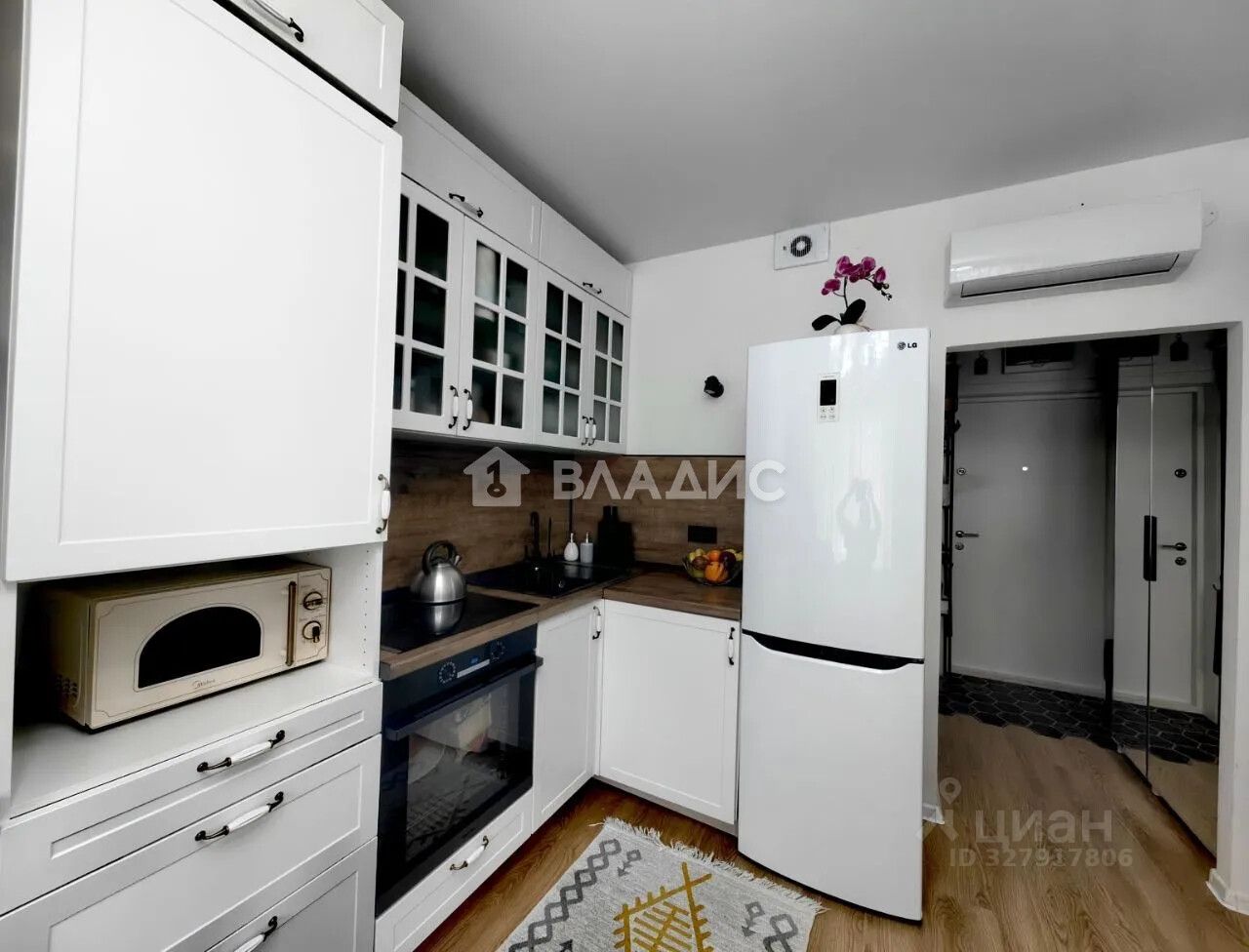 Продажа студии Лобненская улица, 13к4